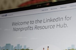Growth Hacking LinkedIn : la Stratégie Complète 2026